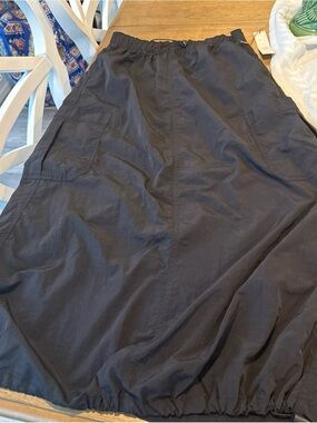 New Love Tree Women’s  Small Parachute Long Skirt Drawstring Elastic Waist Pull